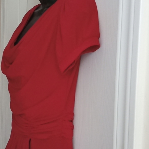 ⭐️ Host Pick ⭐️ x 2  VINTAGE | Ruby Red Ruched Dress - Picture 6 of 9
